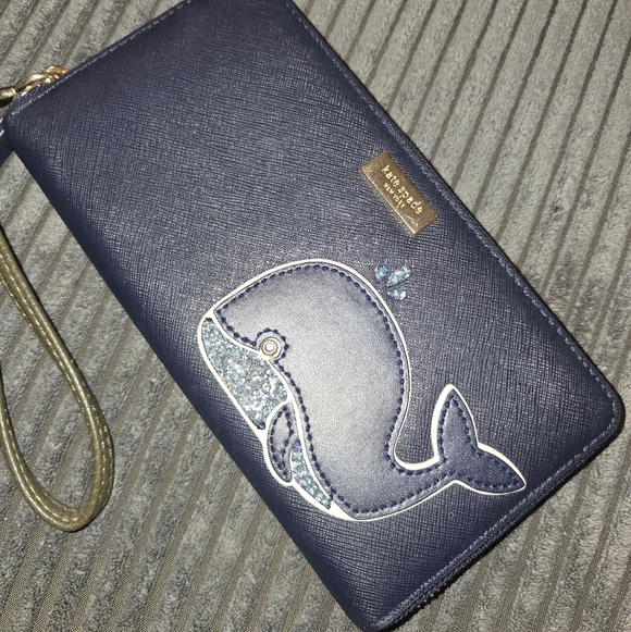 kate spade Handbags - Rare Kate Spade Zip Wallet Whale